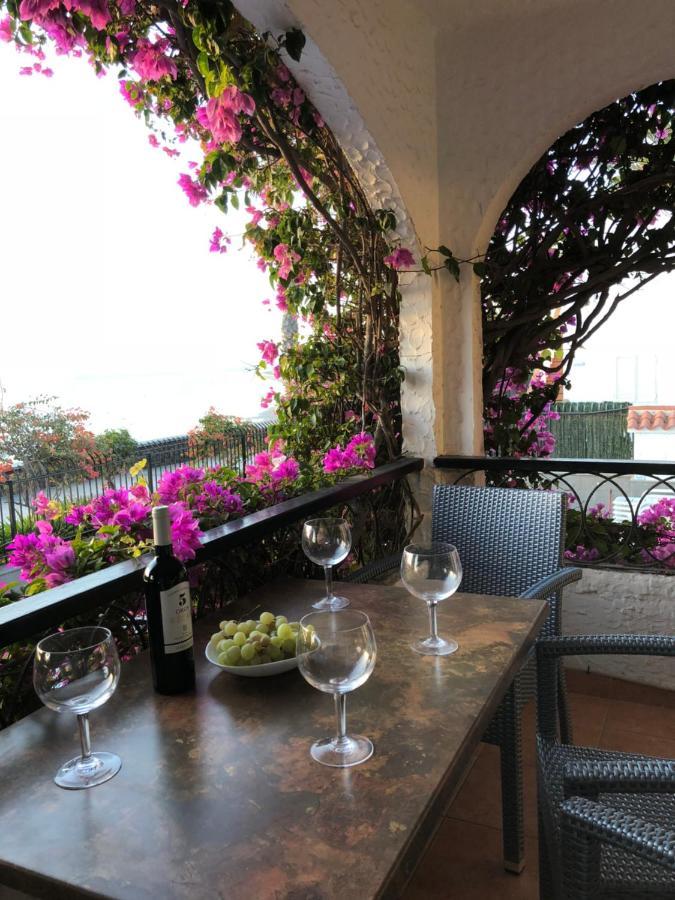 Appartement Casa Blanca - Sea View - First Line