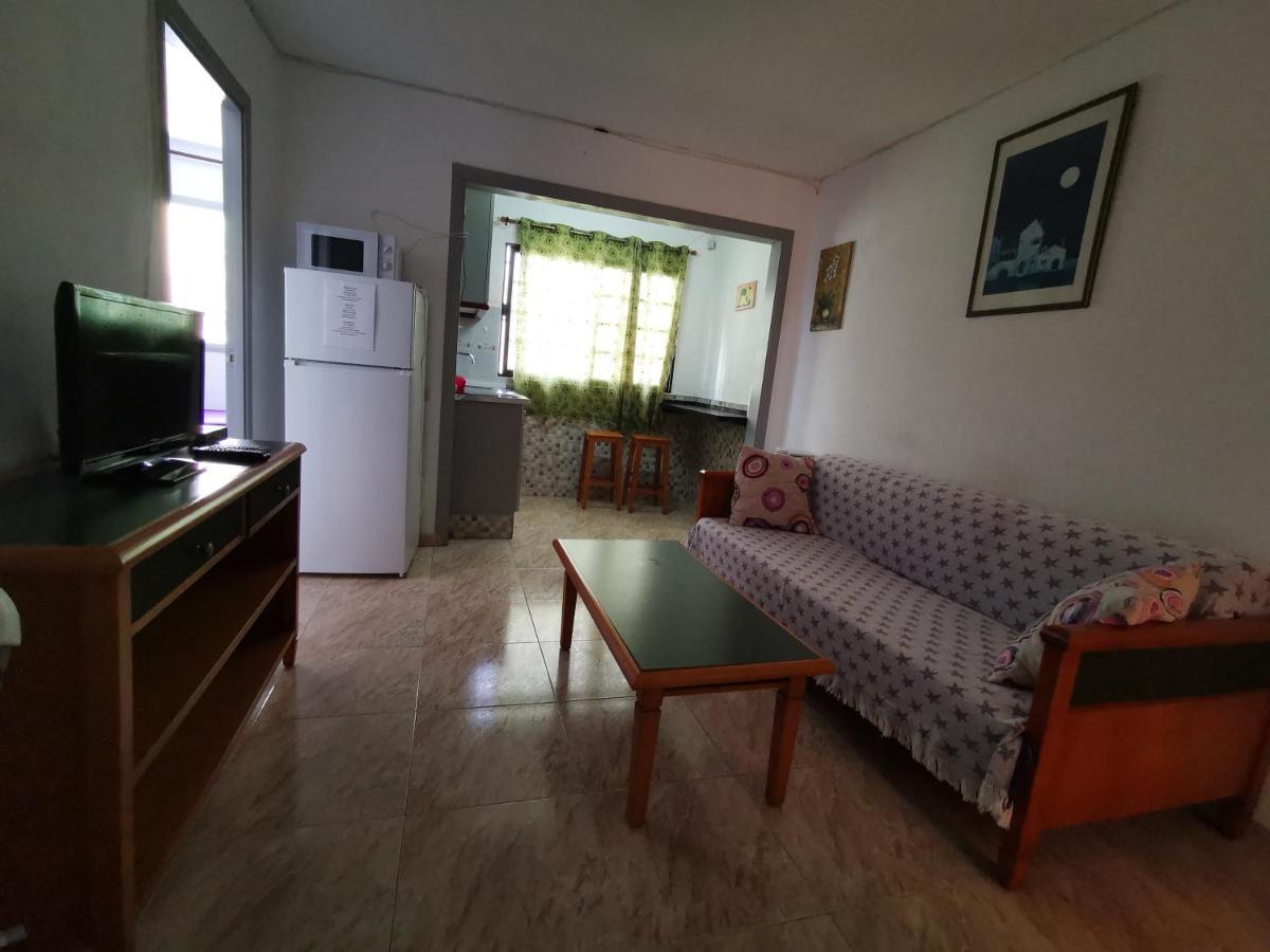 Full Flats And With Shared Toilet Wifi Free San Fernando
