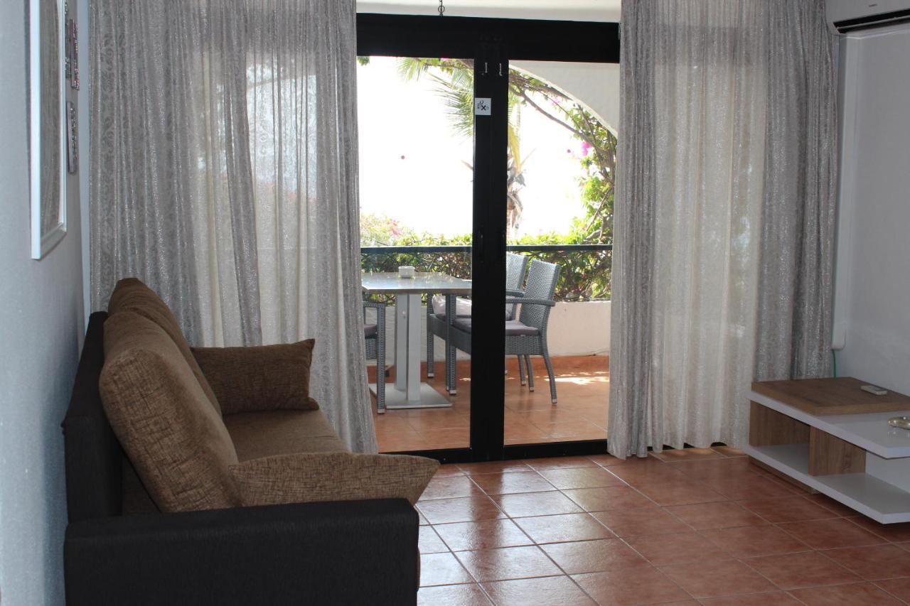 Casa Blanca - Sea View - First Line Appartement *