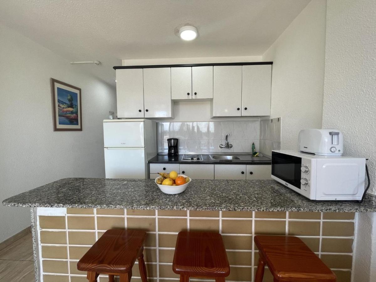 Seaview Friendly 9 *