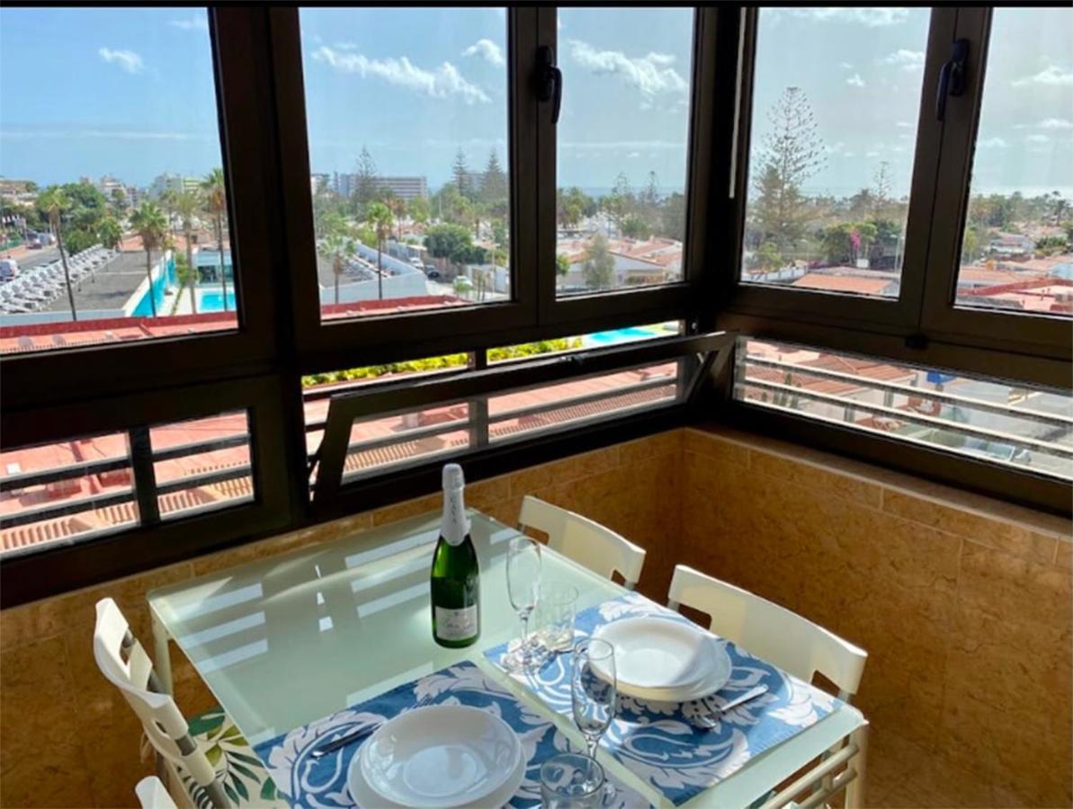 Iguazu Seaview Near Yumbo * Playa del Ingles (Gran Canaria)