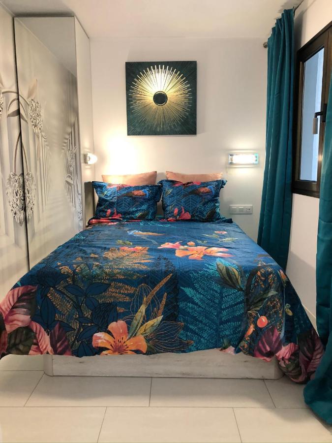 Atos With Private Garden Villa