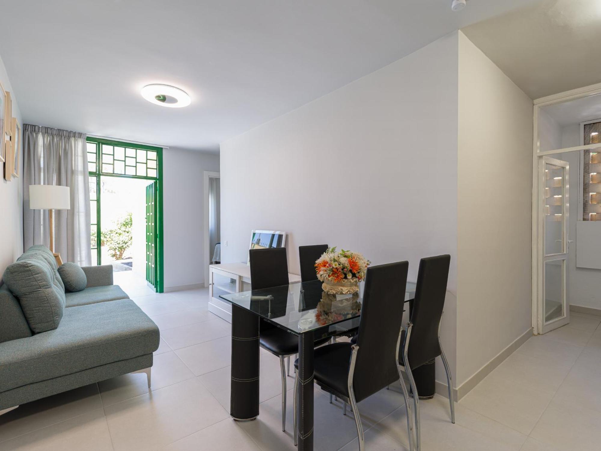 Huoneisto Apartamento Con Piscina En Maspalomas Playa del Inglés