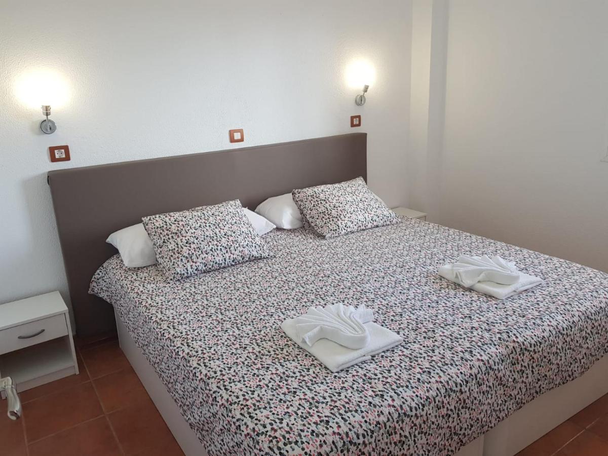 5 Min Walk From Yumbo 309-322 *
