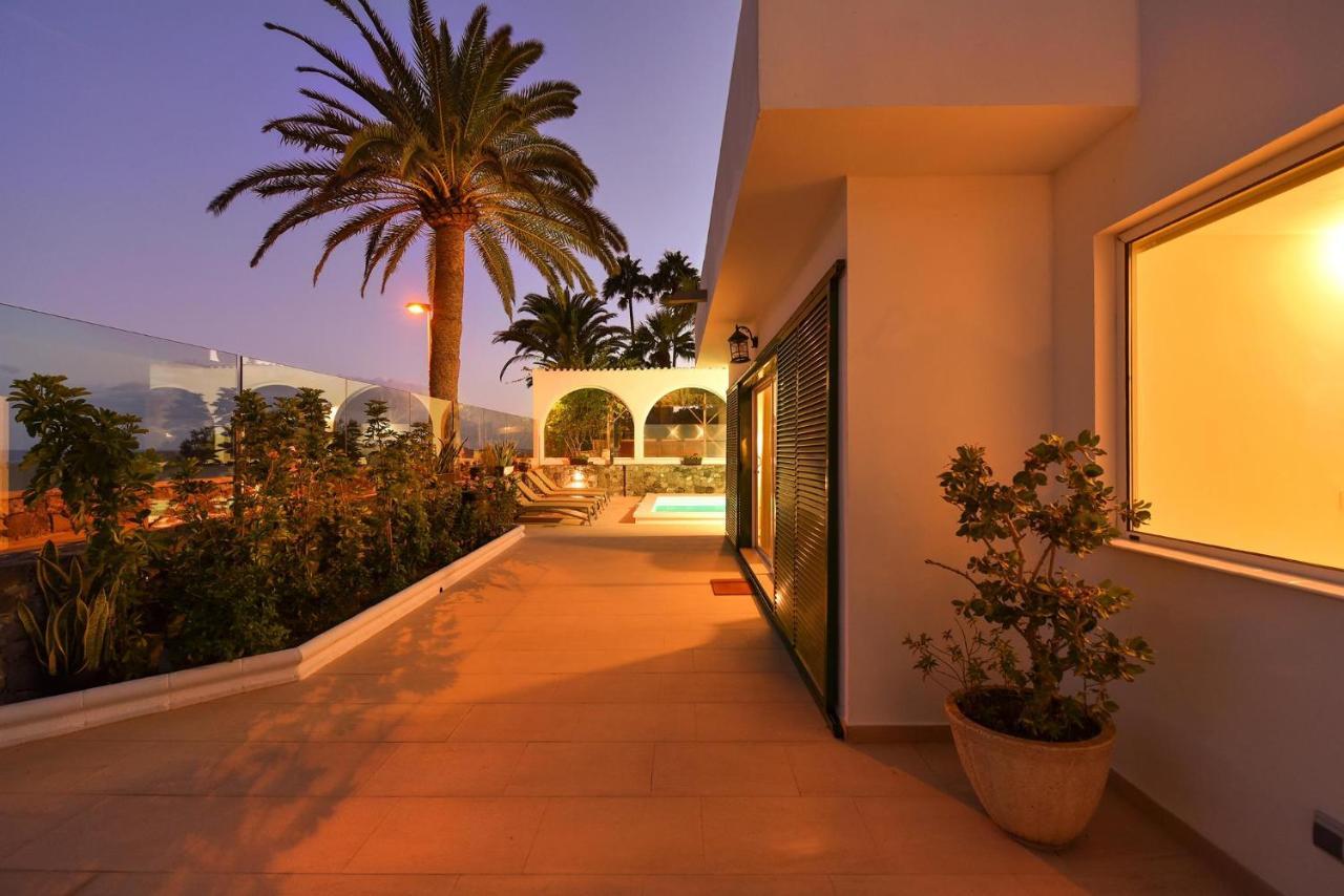 Golden Sahara By Villagrancanaria *