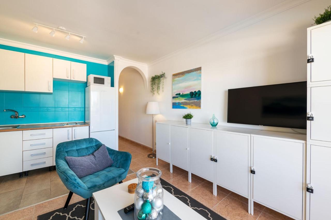 Sunny Corner Apartment *