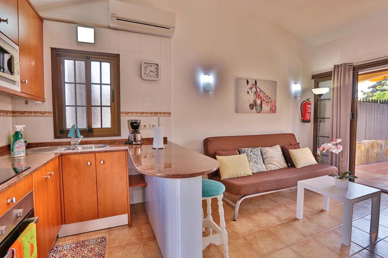 Bungalow: Shared Pool & Proximity