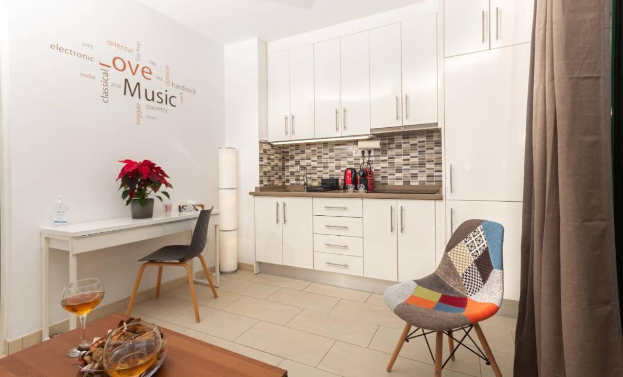 Solymar Next To Dunes And Yumbo, Fast Fiber Wifi Apartment Playa del Ingles (Gran Canaria)
