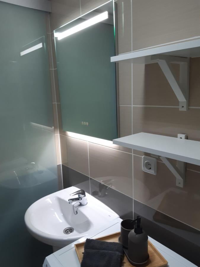 Apartment Yumbo - Tanife Roos