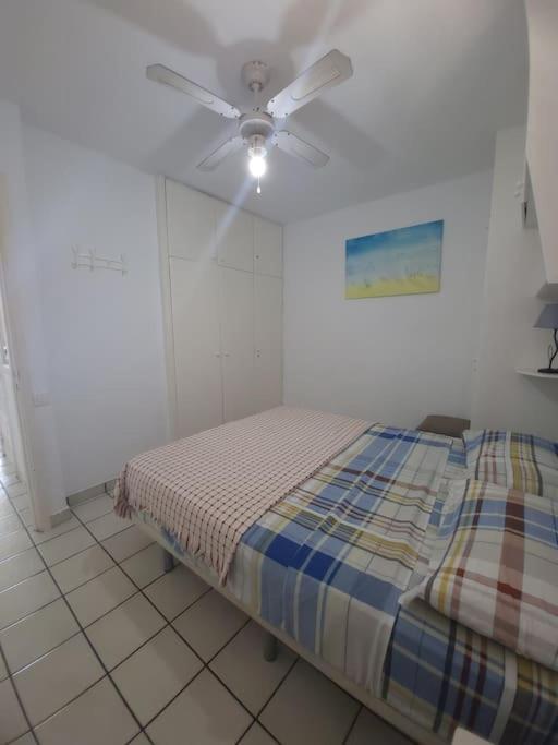 Lovers From In Sunny Gran Canaria Apartment