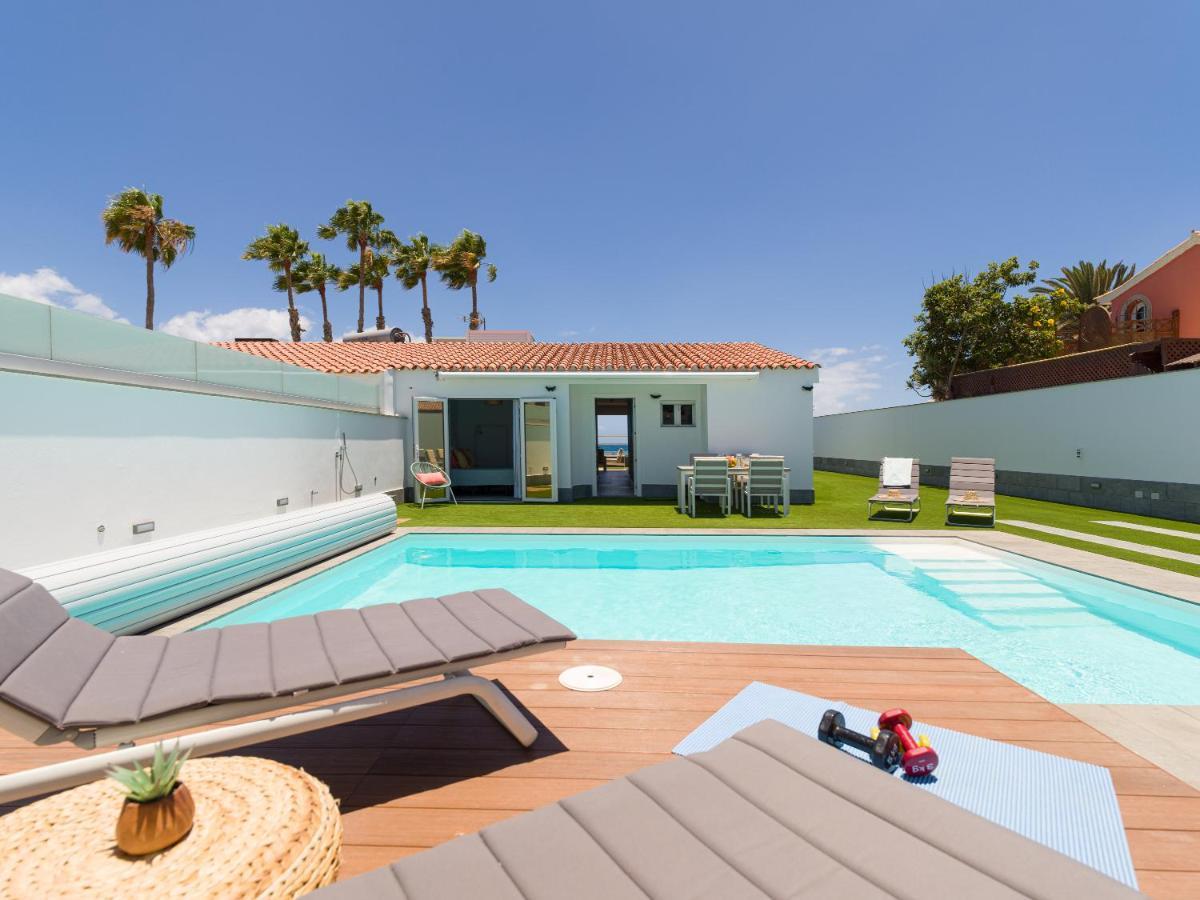 Isabel Playa del Ingles (Gran Canaria)