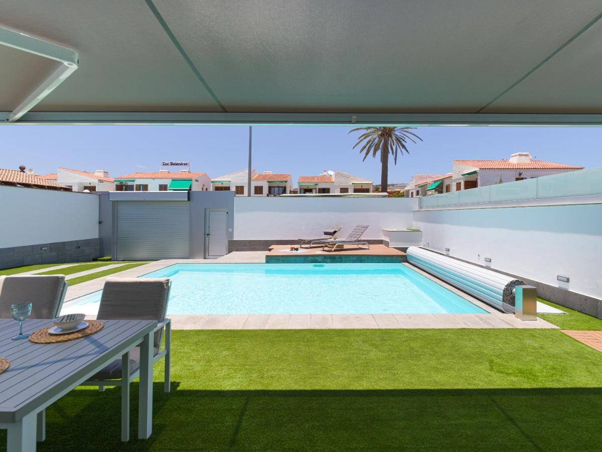 Isabel Playa del Ingles (Gran Canaria)