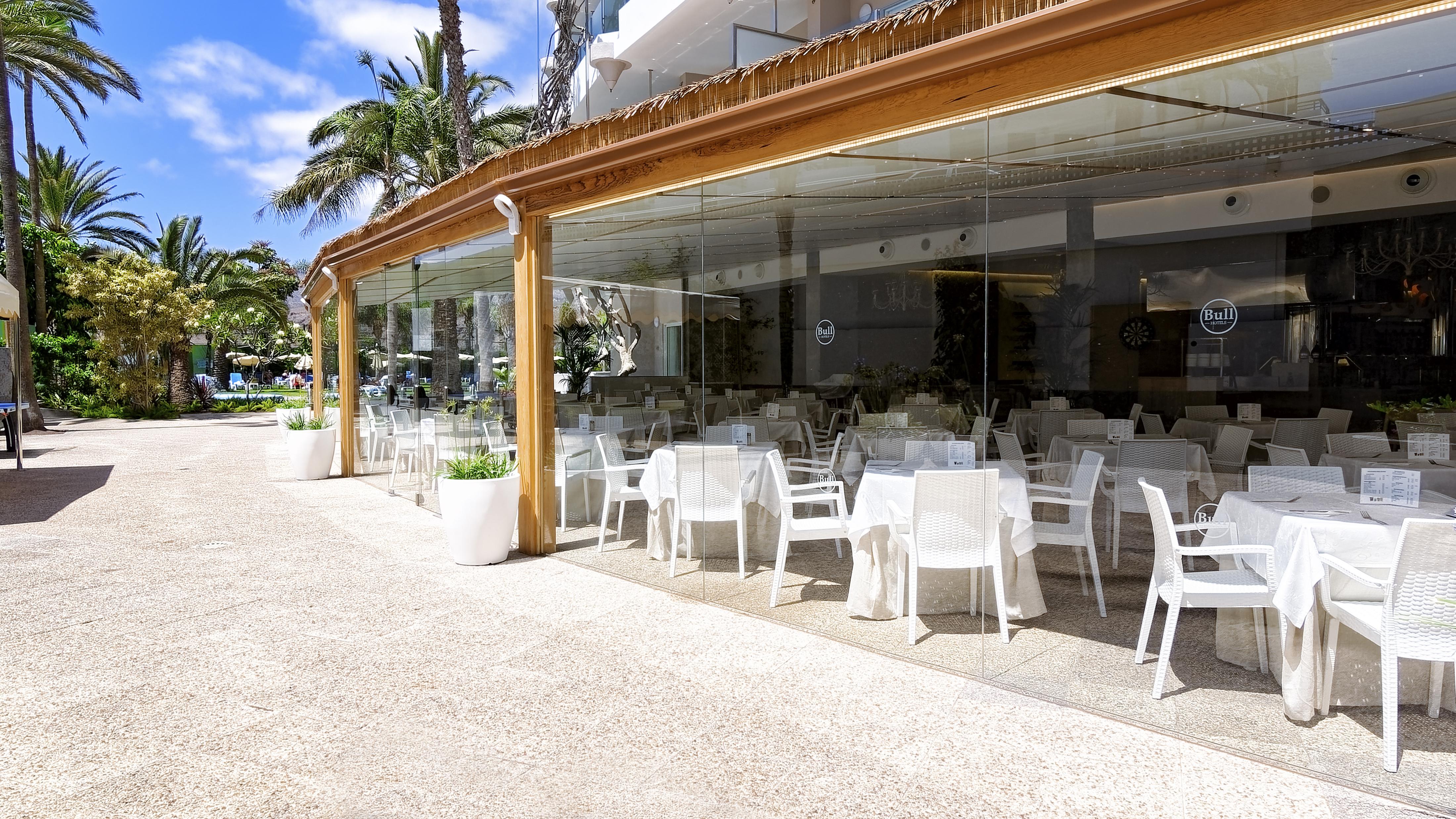 Bull Escorial & Hotelli 3*