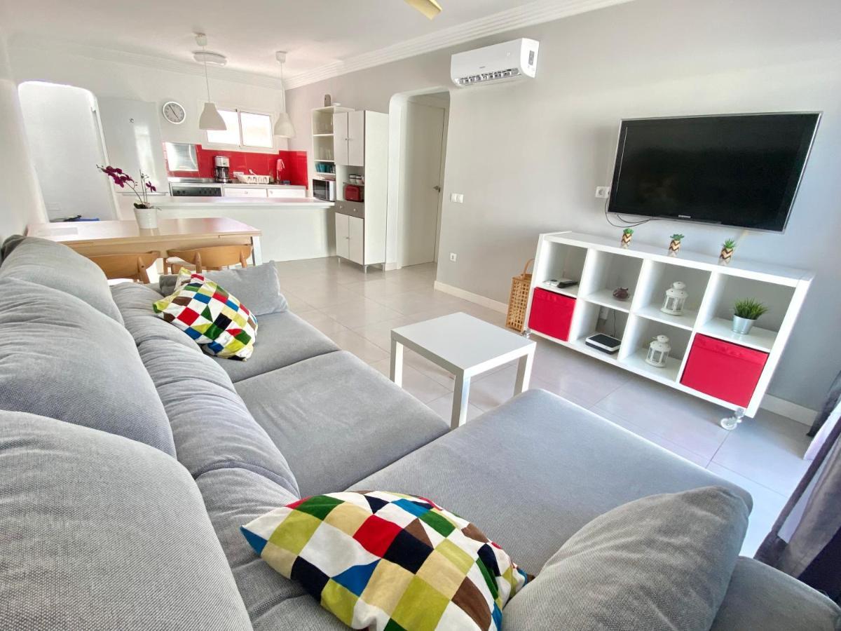 Bungalow Los Guayres - *