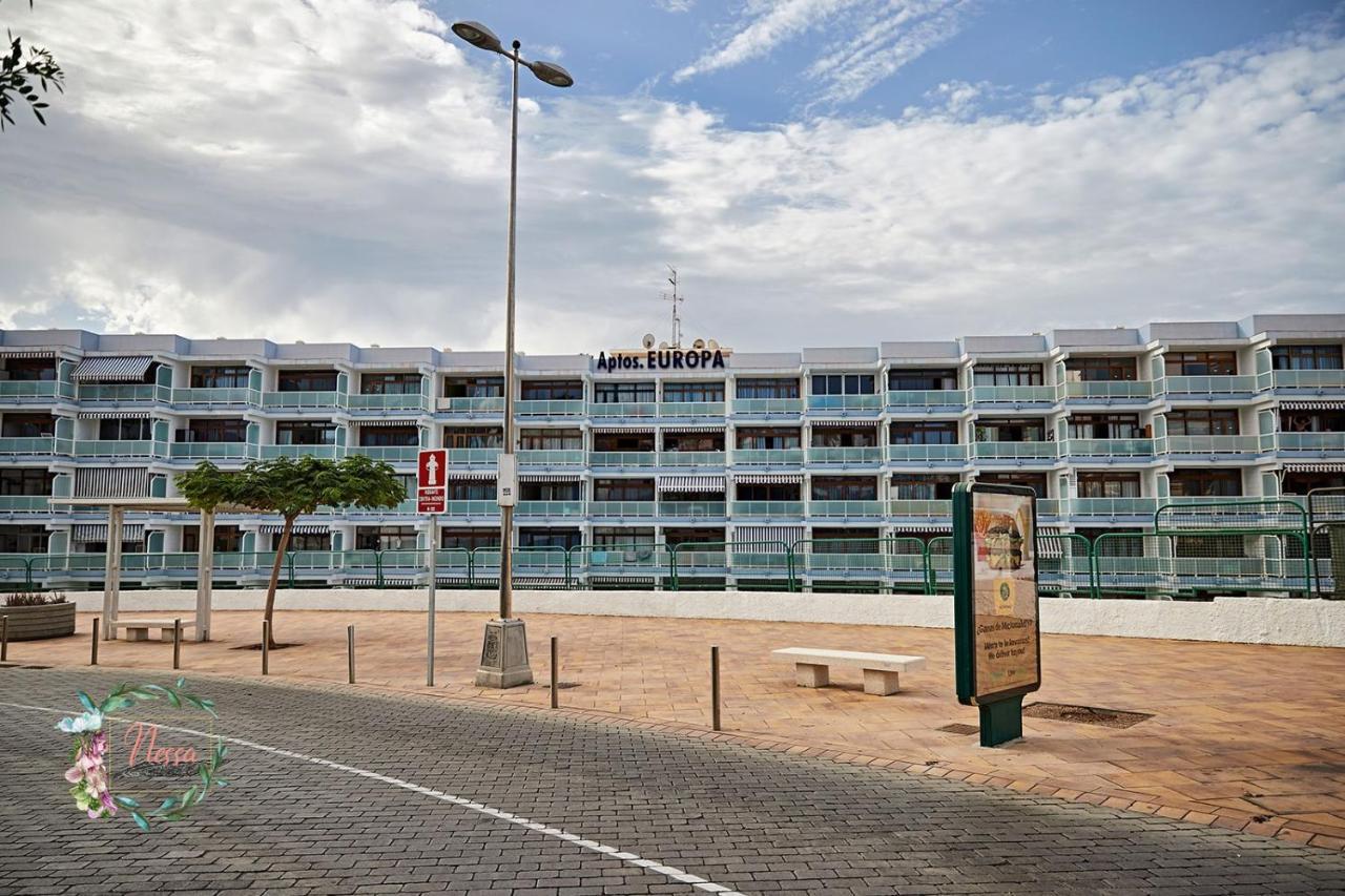 Parrot's House- Yumbo Center Apartment *