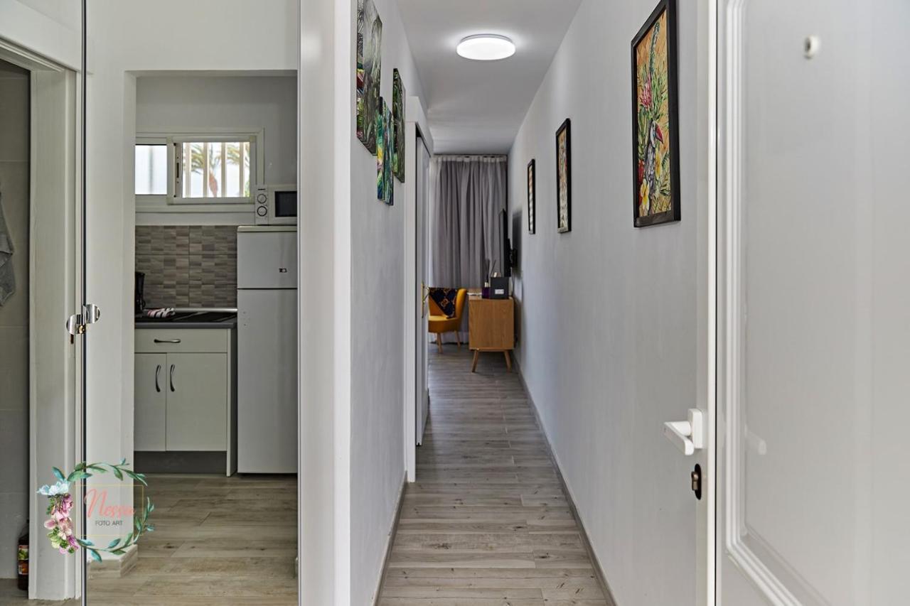 Parrot's House- Yumbo Center Apartment *