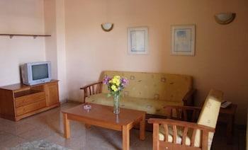 Tilos Huoneisto