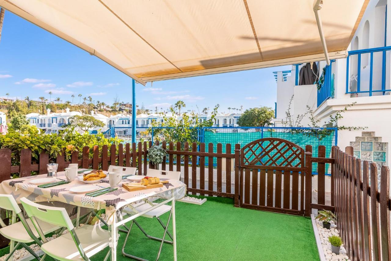 Holiday home Duplex Poolside