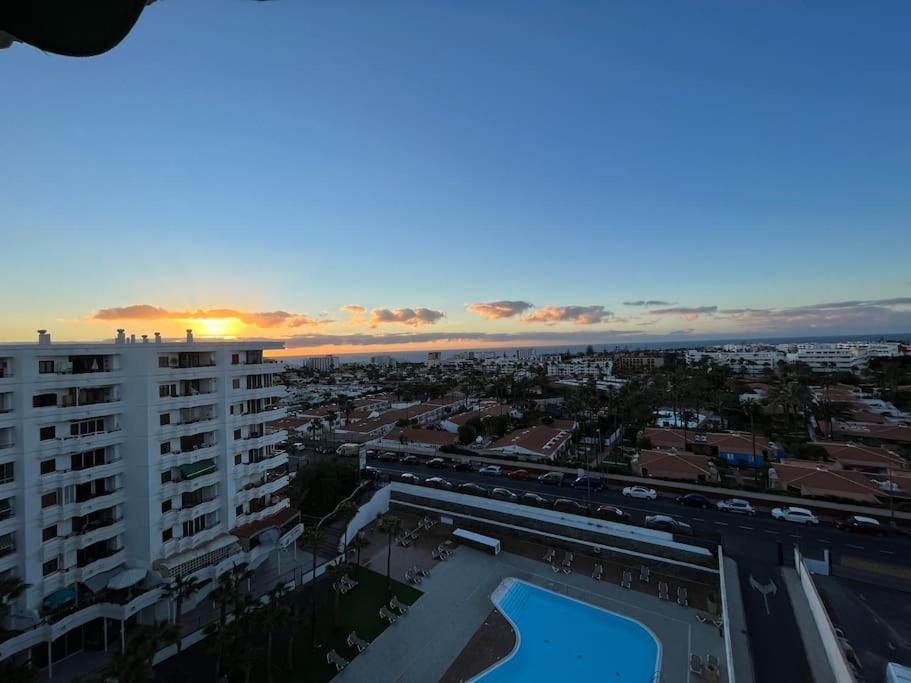 Traumhafte Mit Panoramablick Und Pool Apartment