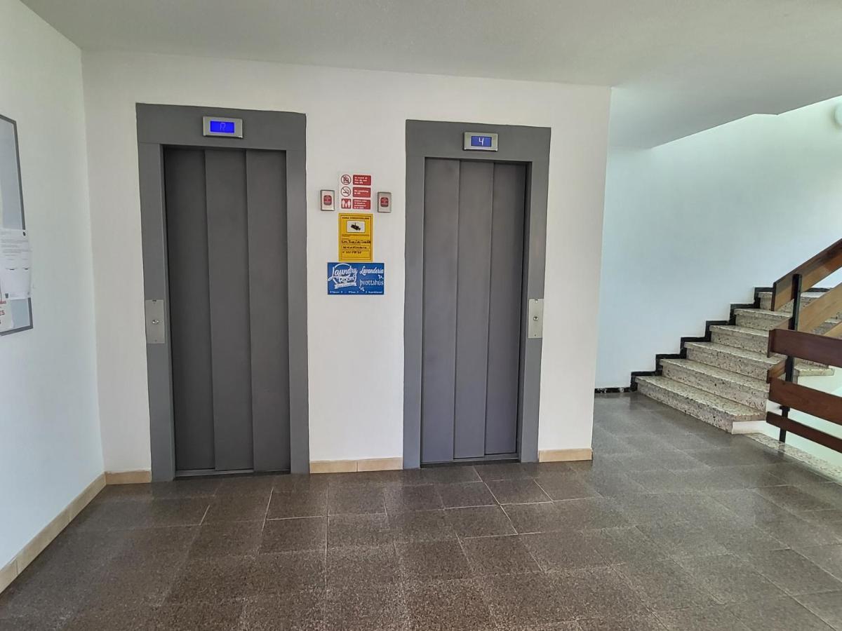 Camelias Apartahotel