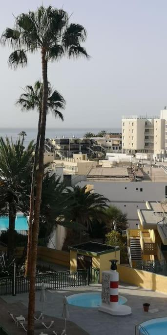 Huoneisto Modernes Mit Poolblick In Top-lage Von *