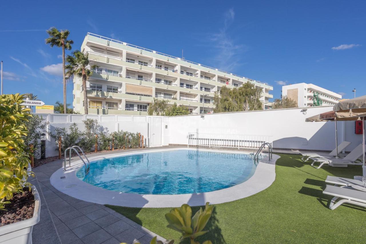 Lightbooking Alemania Piscina Privada