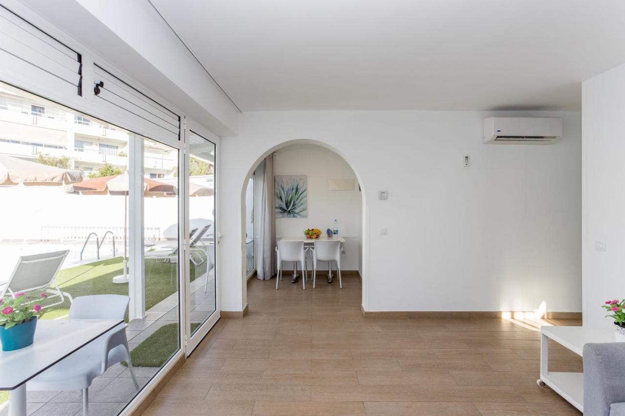 Lightbooking Alemania Piscina Privada