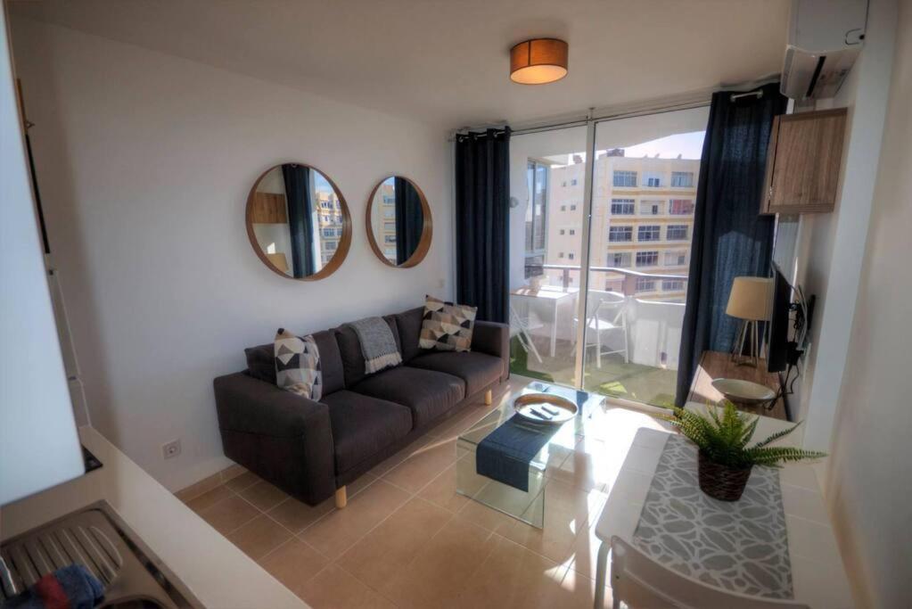Centrico 737 Apartment