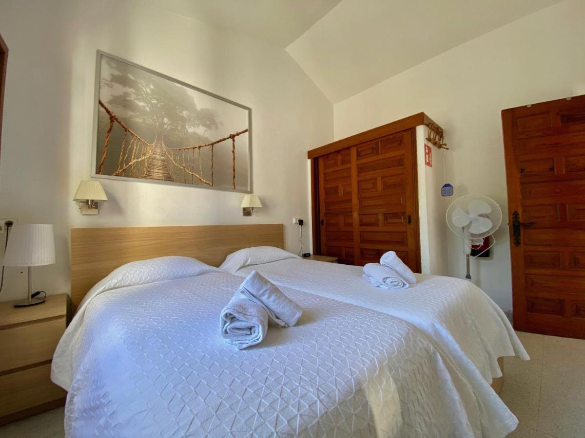 Casita Blanca Near Yumbo Playa del Ingles (Gran Canaria)