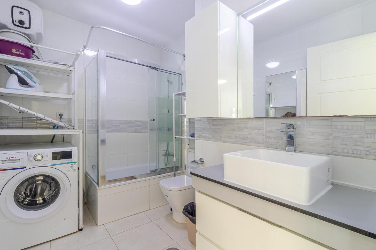 Flatguest Habitat Xu * Playa del Ingles (Gran Canaria)