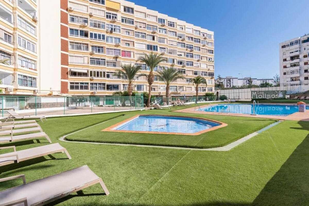 Con Piscina Y Aire Acondicionado
