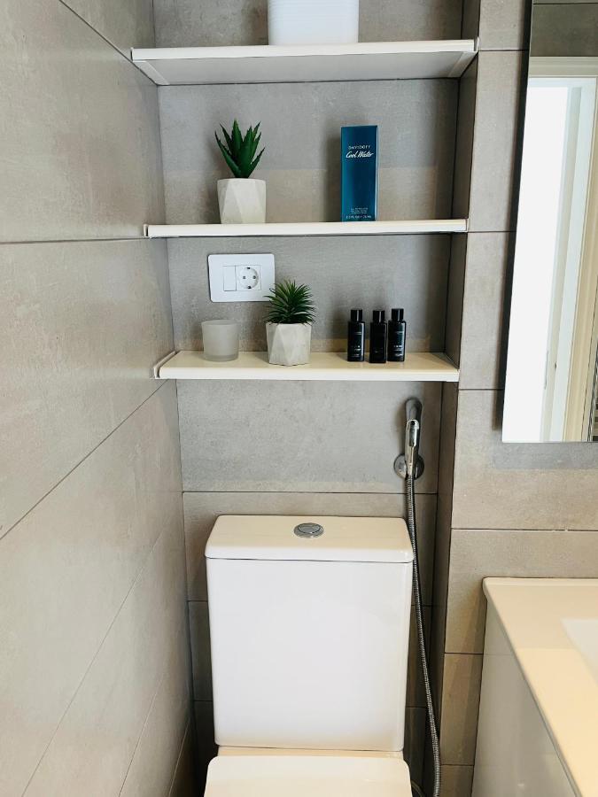 Top-apartment Near Yumbo Apartment *