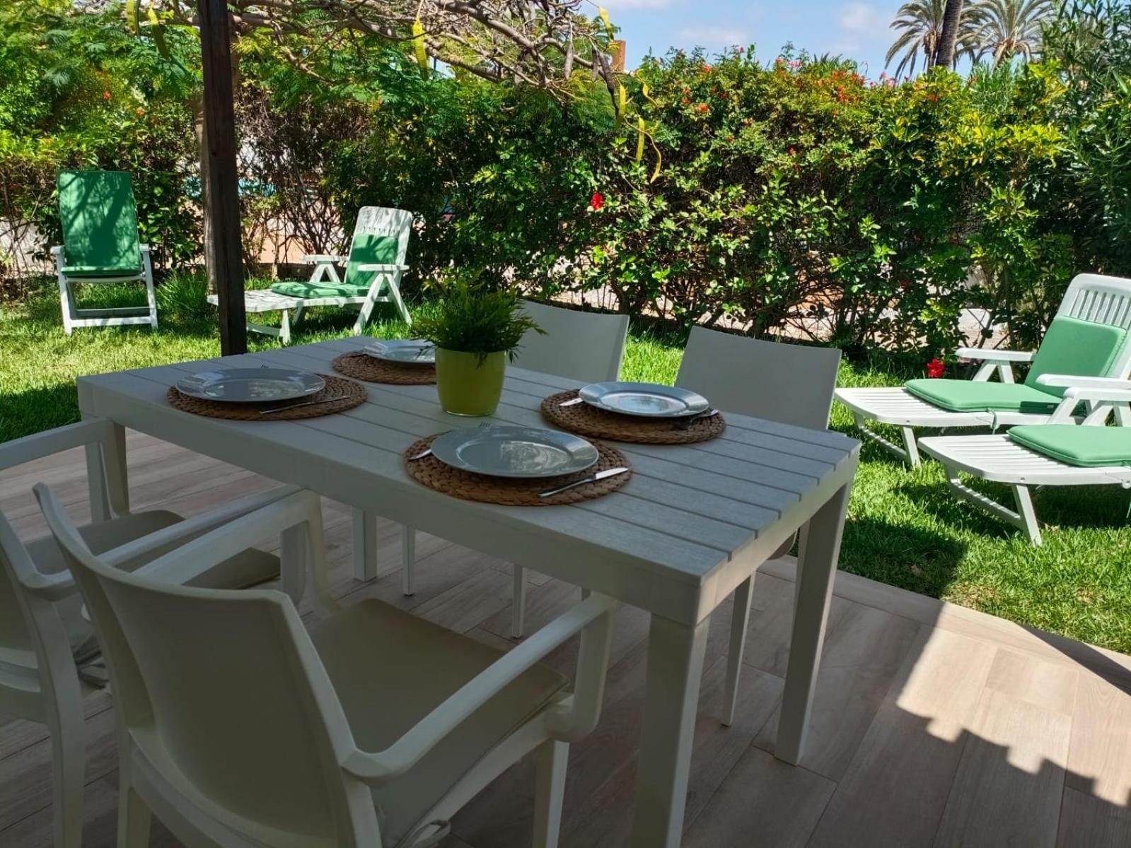 Relax With Parking Playa del Ingles (Gran Canaria)