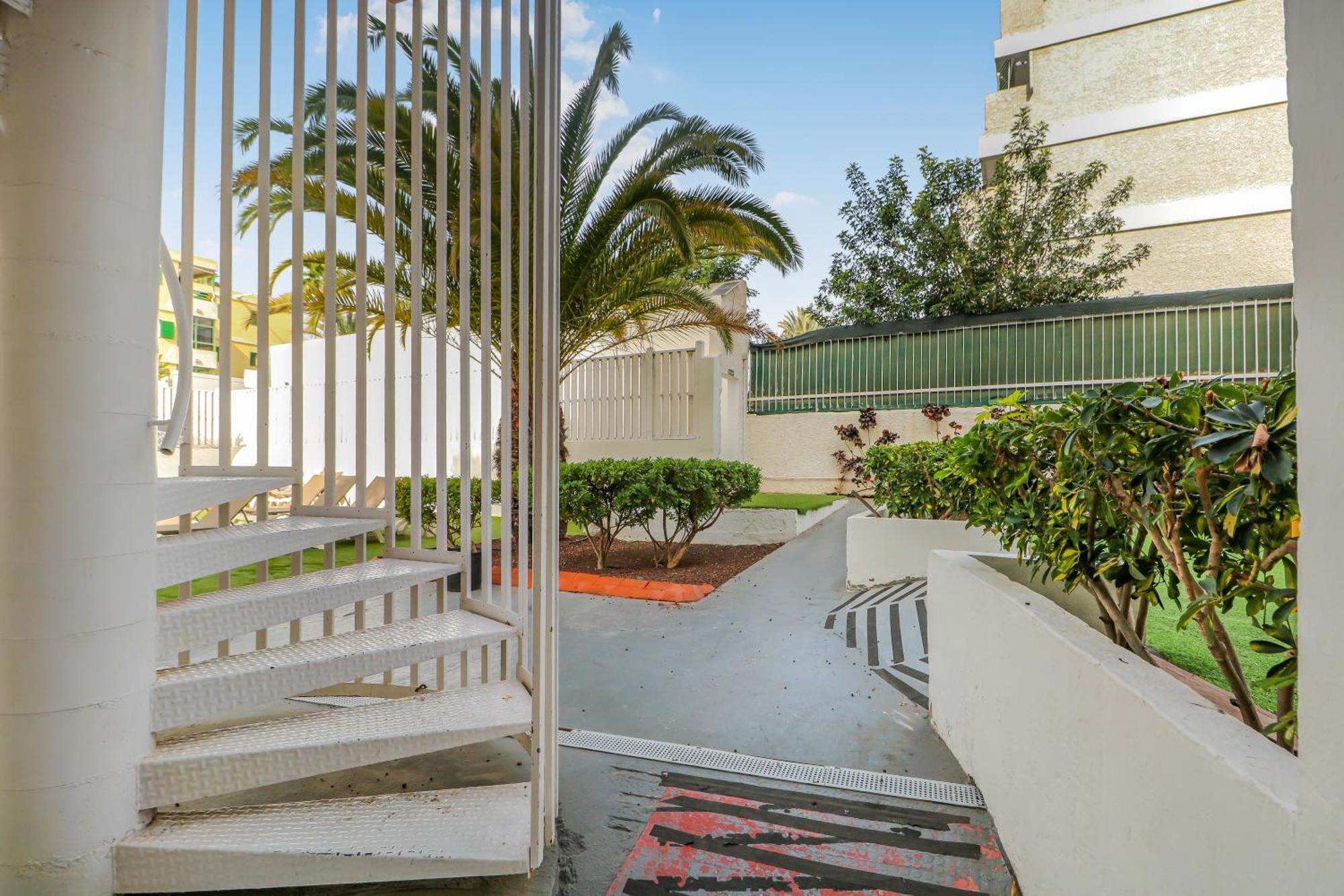 Golden Sands Pool Apartment Playa del Ingles (Gran Canaria)