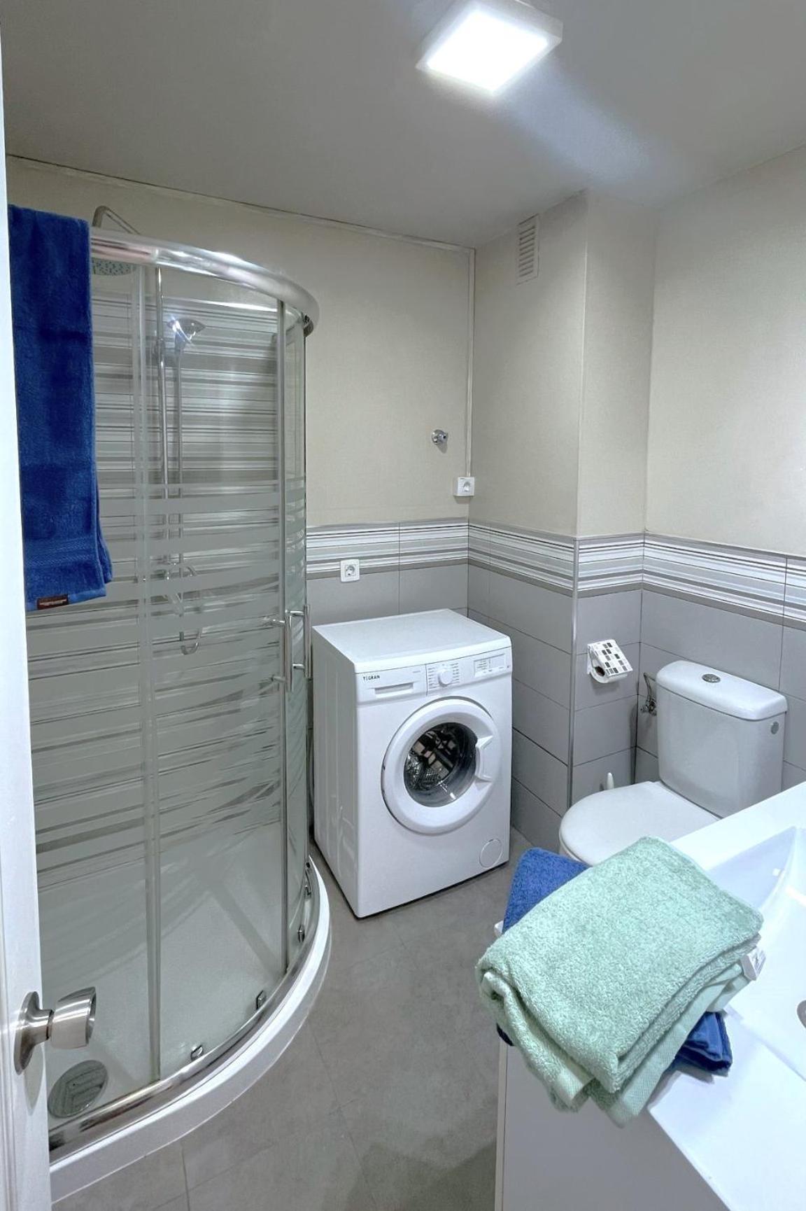 Front Yumbo 2bedrooms Bayuca