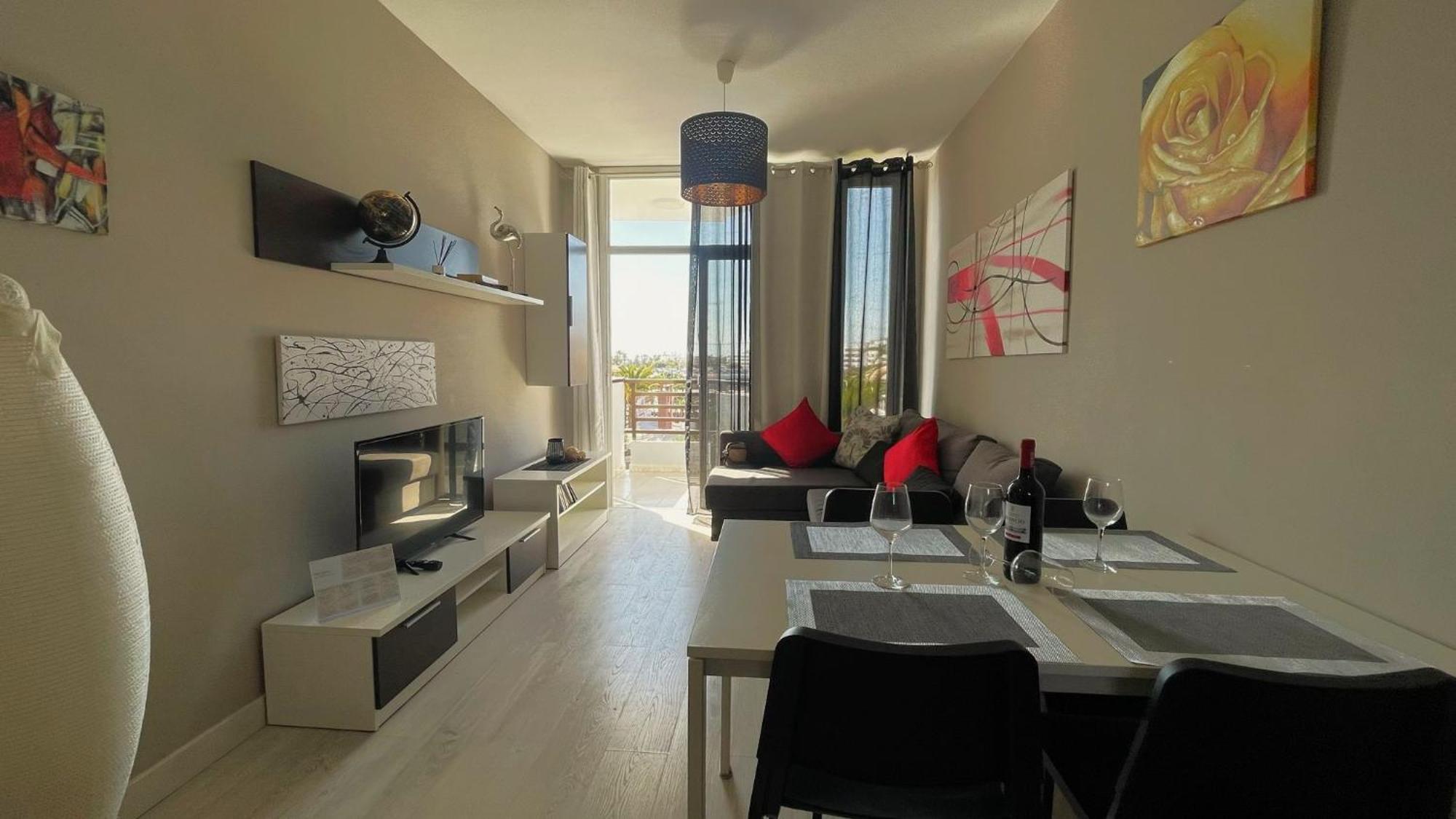 Front Yumbo 2bedrooms Bayuca