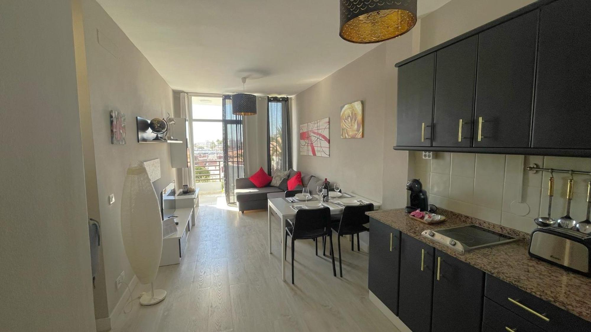 Front Yumbo 2bedrooms Bayuca