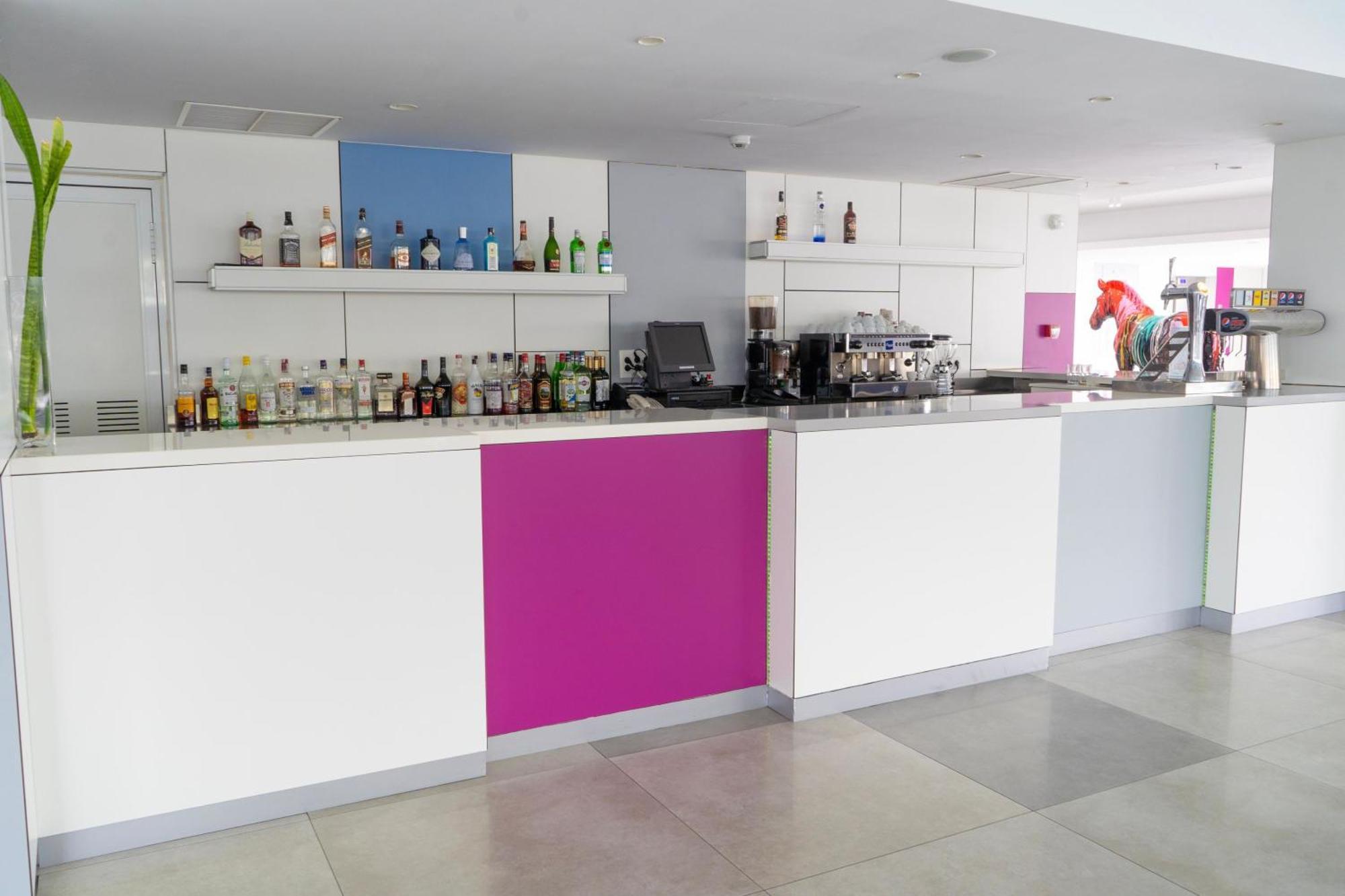 Deluxe Sea View With Half Board, Only Adults, Pool, Playa Apartment