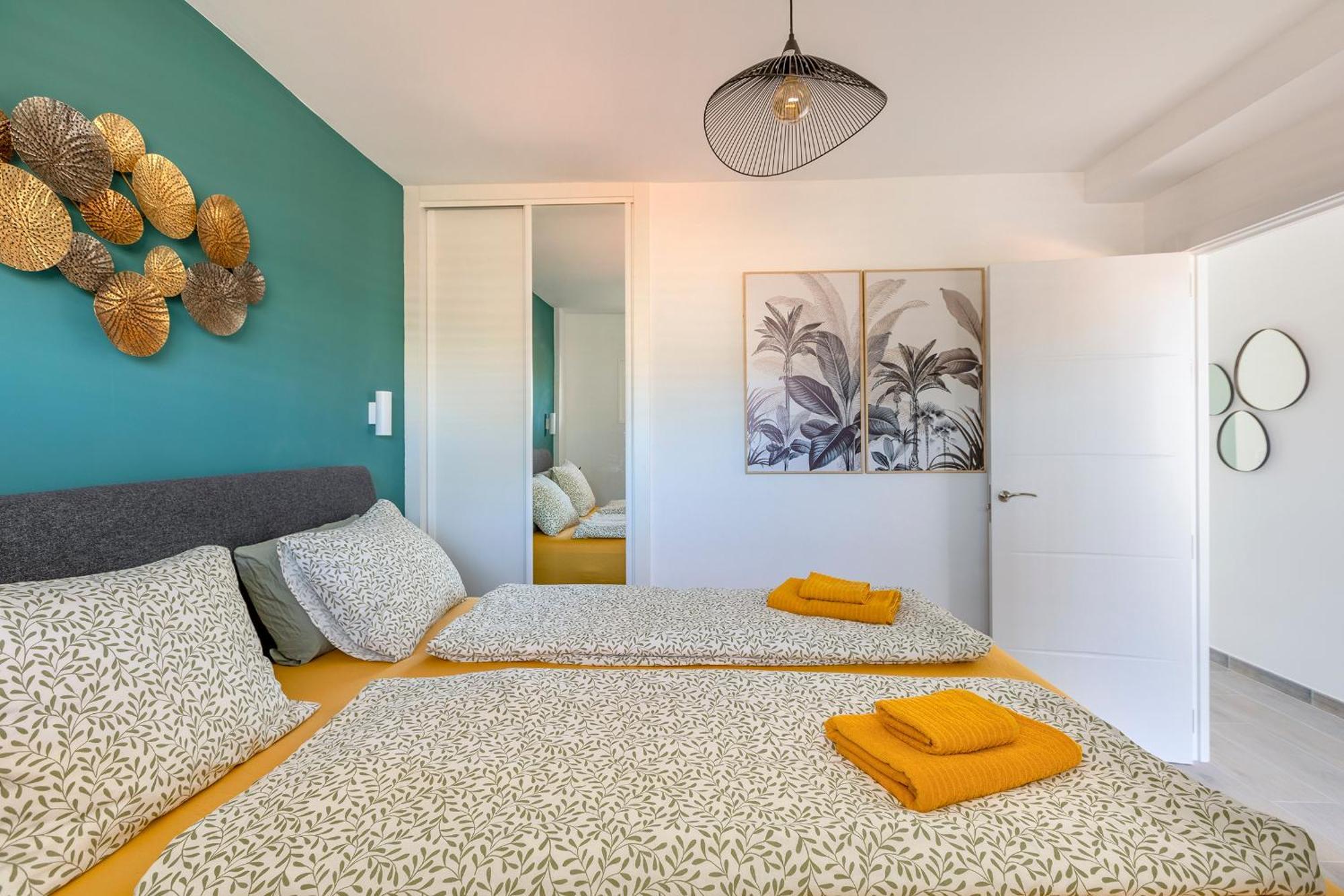 Apartment Chic & Stylish Near Yumbo