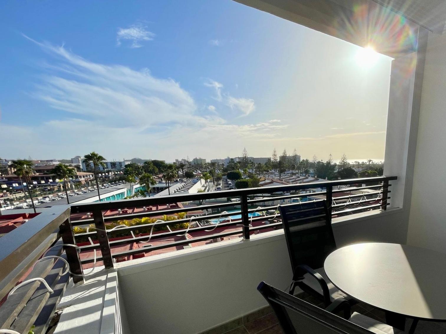 Iguazu I Yumbo Third Floor Apartment Playa del Ingles (Gran Canaria)