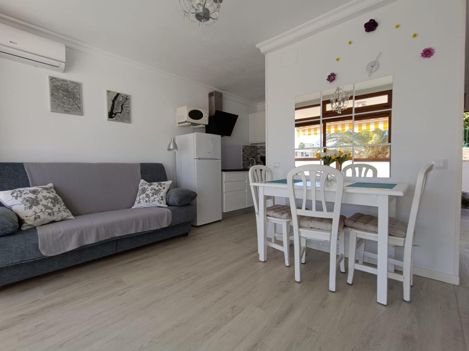 Apartment Sunny Australia By Yumbo
