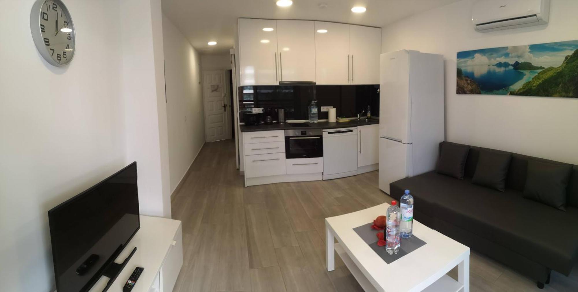 Top-apartment, 4 Og, Seitlicher Meerblick, Mit 1 Schlafzimmer Im Herzen Von , Gran Canaria