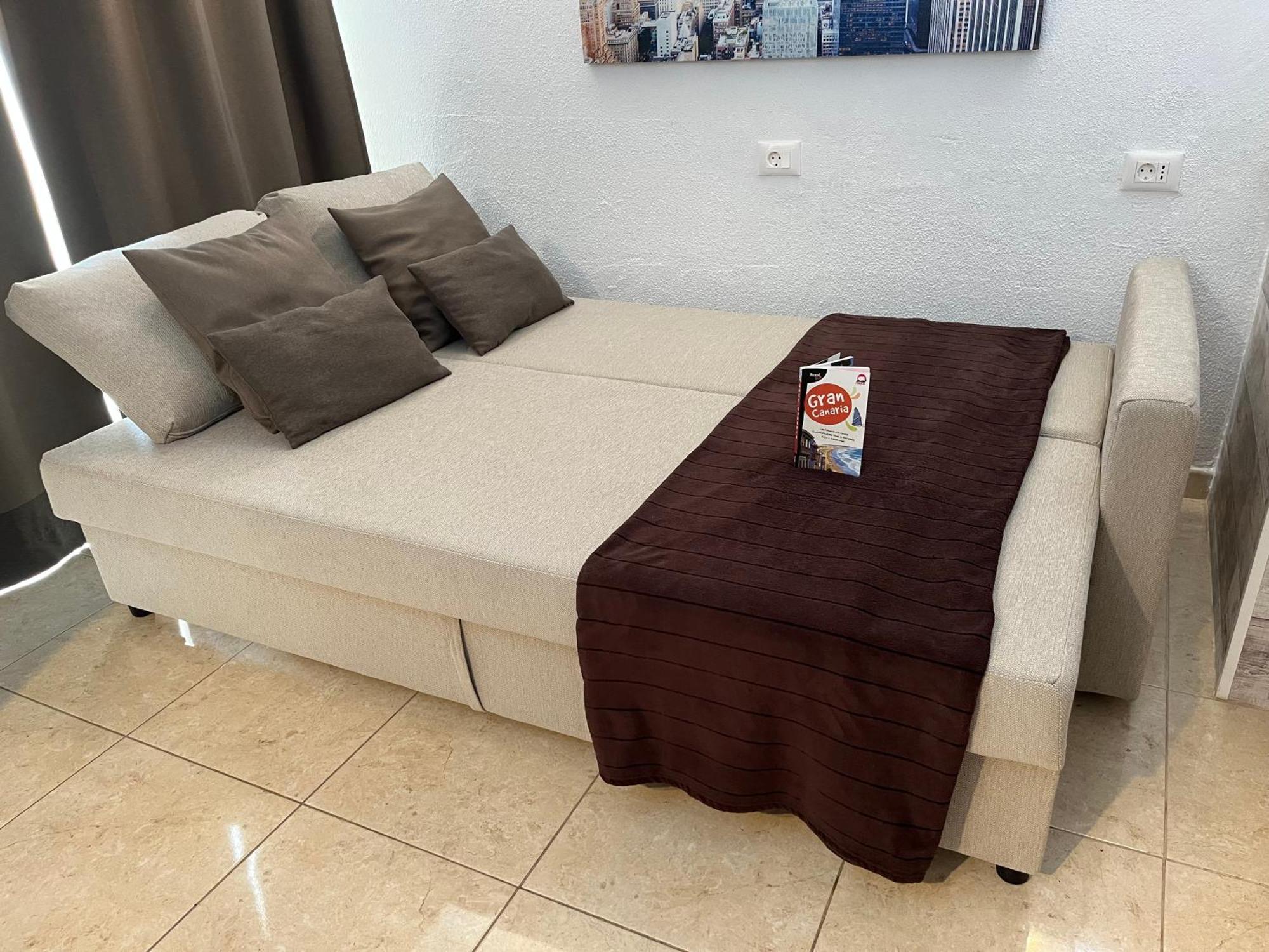 Aircon Pool View Nr Yumbo Apartment Playa del Ingles (Gran Canaria)