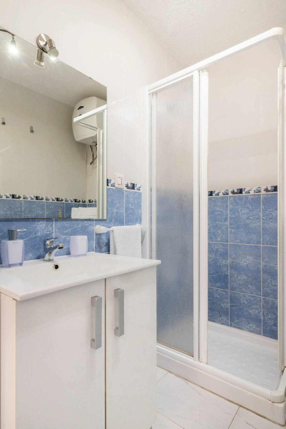 Con Piscina Y Aire Acondicionado