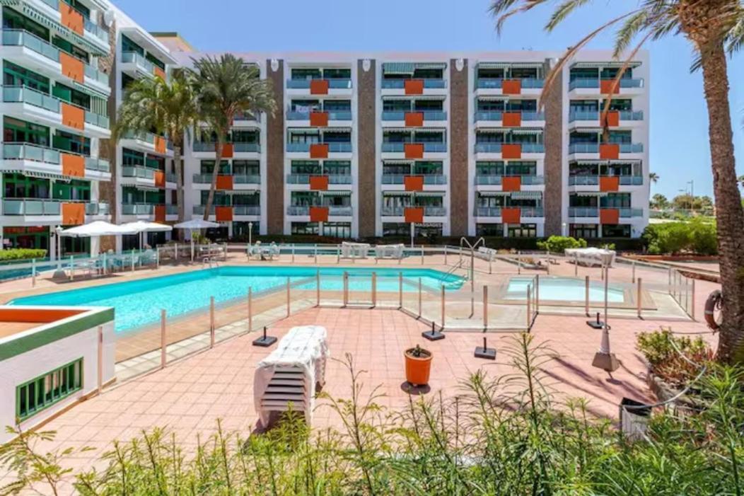 Dalius - With Pool Near The Dunes Of Maspalomas
