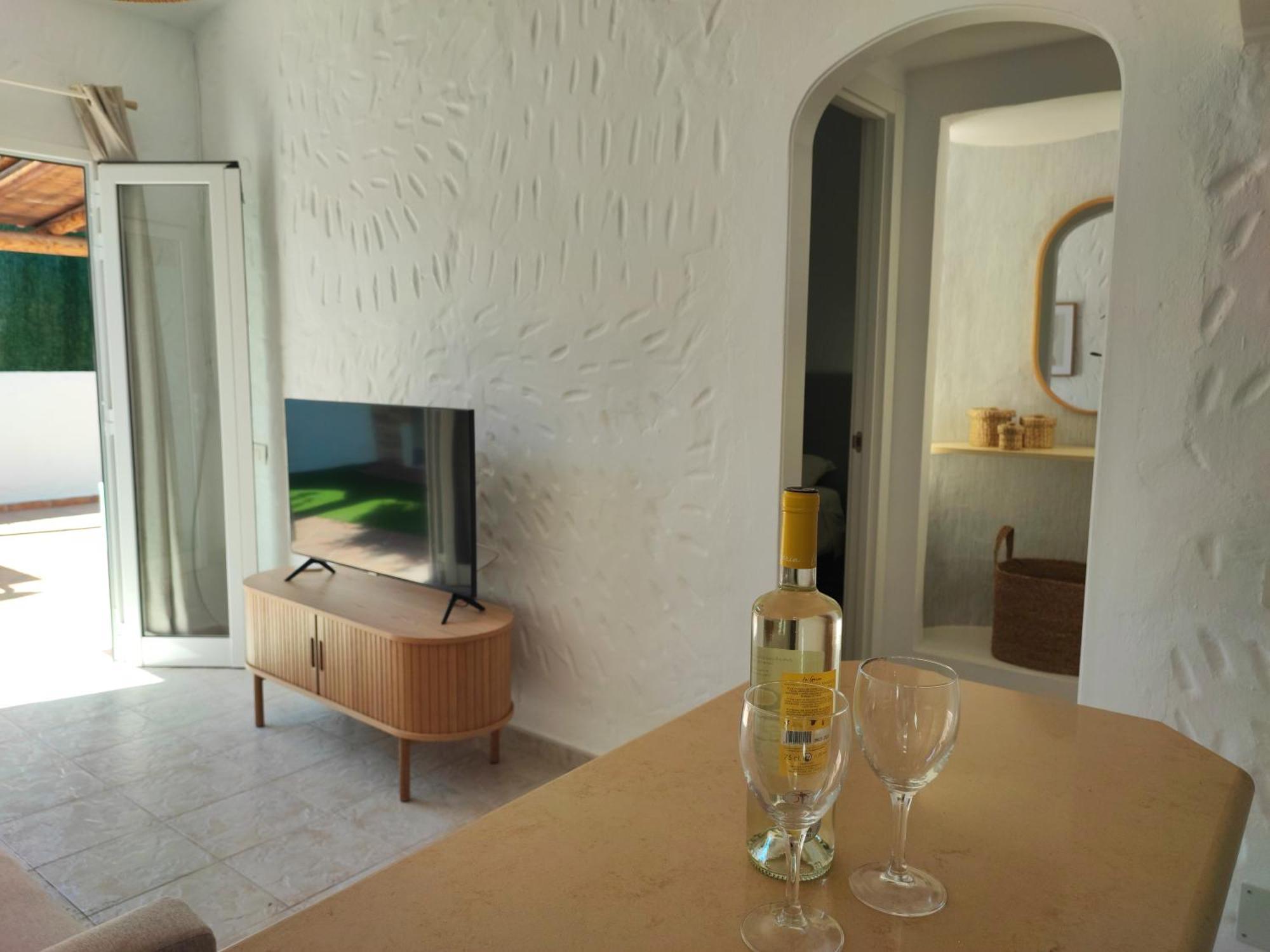 Con Jardin Privado Junto Al Yumbo Appartement