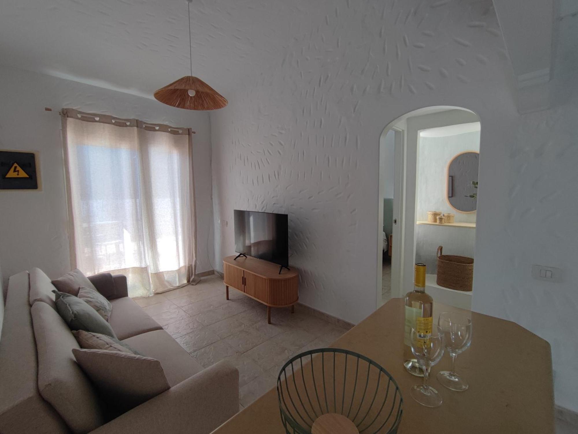 Con Jardin Privado Junto Al Yumbo Appartement