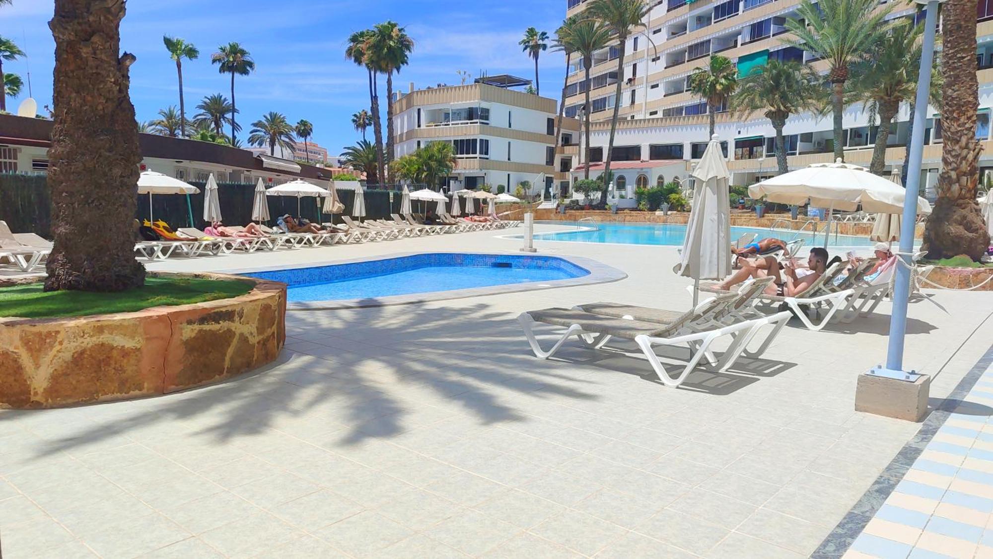 Koka16 Pool By Wave * Playa del Ingles (Gran Canaria)
