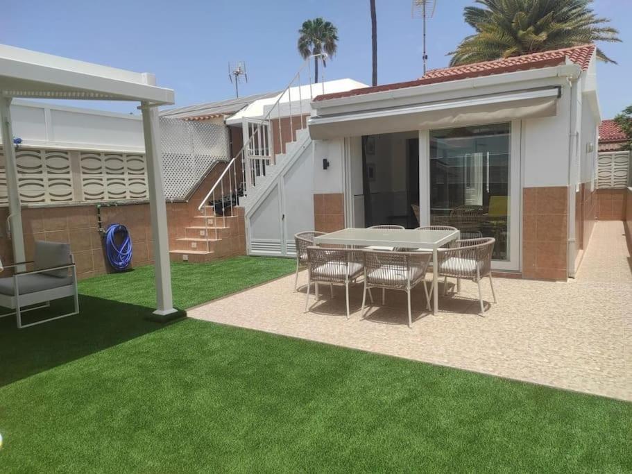 Flor Del Arcoiris Holiday home Playa del Ingles (Gran Canaria)