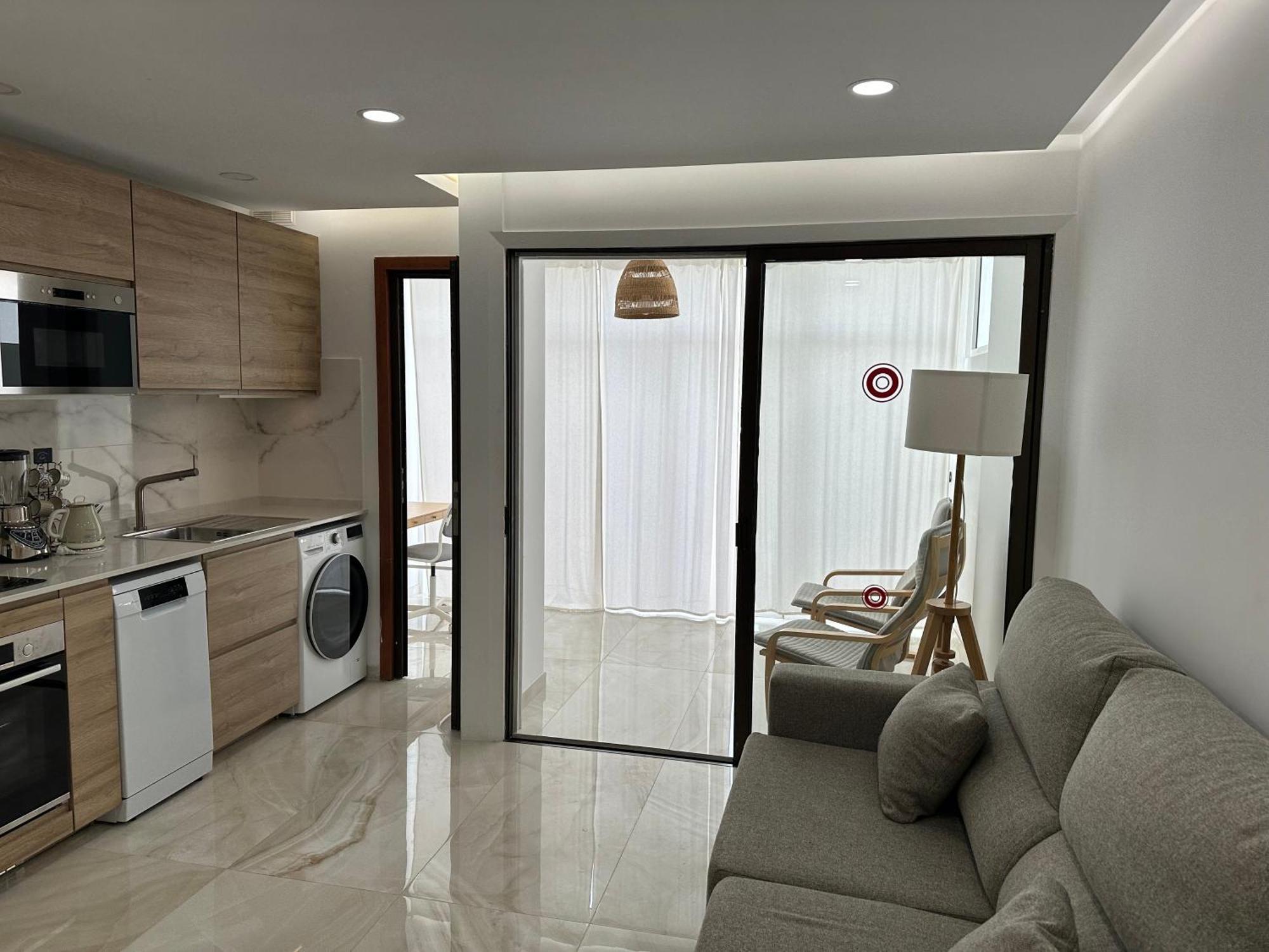 Apartment Bamboo Chic *